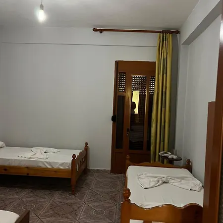 招待所 Begaj Durrës